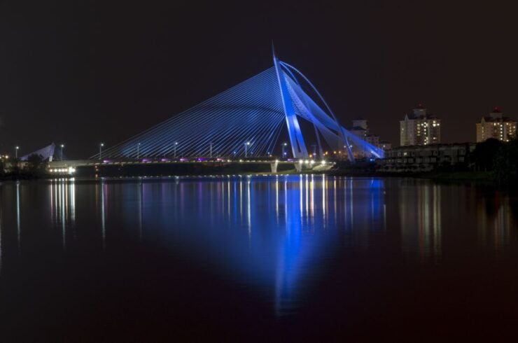 Putrajaya Visit and Lake Cruise: Tour From Kuala Lumpur - Highlights of the Tour