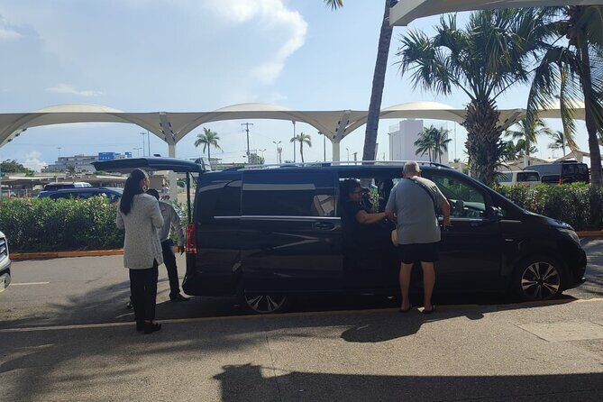 PVR VIP Round trip transfers Airport - Old part of Town - Airport - An In-Depth Look at the PVR VIP Round Trip Transfers