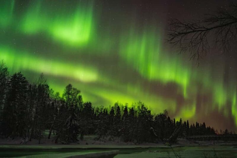 Pyhätunturi: Northern Lights Hunting Tour with Hot Drinks - Good To Know