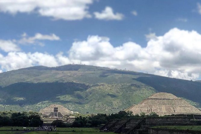 Pyramids of Teotihuacan Private Tour - Negative Reviews