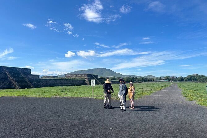 Pyramids of Teotihuacan with gastronomic and cultural experience. - Who Is This Tour Best Suited For?