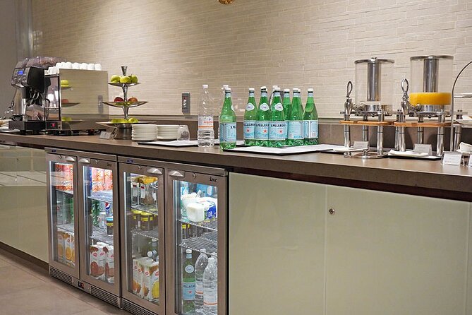 Qatar: Doha Hamad International Airport (DOH) Al Maha Lounge - Lounge Check-in Issues