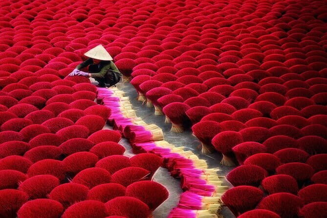 Quang Phu Cau Incense, Conical Hat, Lacquer Traditional Village - Good To Know