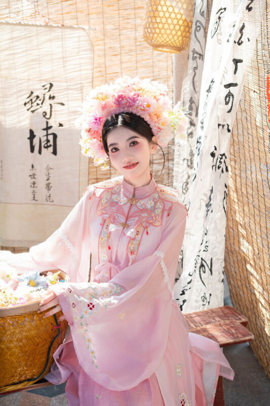 Quanzhou, Fujian Zanhua Experience + Photography - Choosing Clothes Without Guessing at the Package