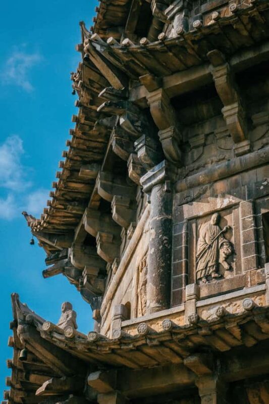 Quanzhou Kaiyuan Temple: 2.5-Hour Tour of the City Landmark - Good To Know