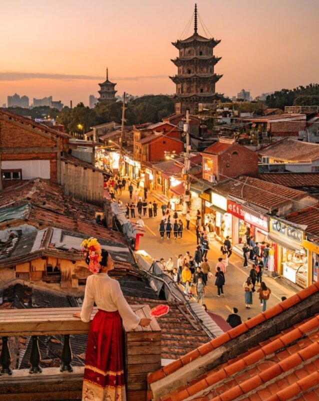 Quanzhou Kaiyuan Temple Full-Day Large Group Tour - Key points to know before you book