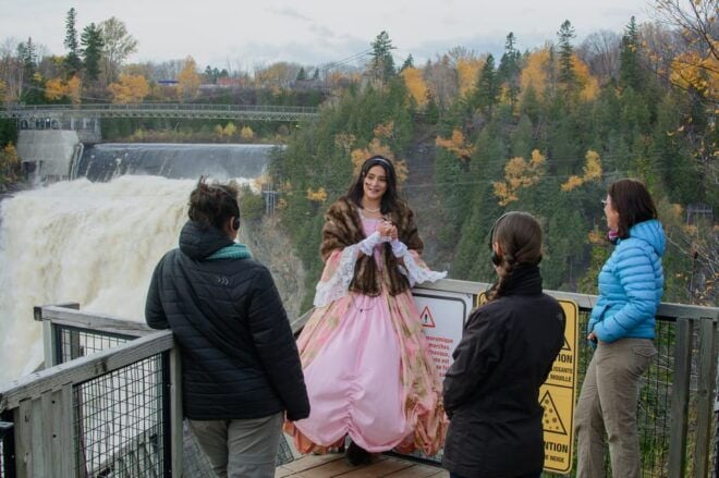 Quebec City: Montmorency Falls Guided Tour and Cable Car - Customer Ratings and Reviews