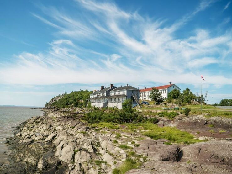 Quebec: Grosse Île & Irish Immigrant Memorial Cruise & Tour - Experience Highlights