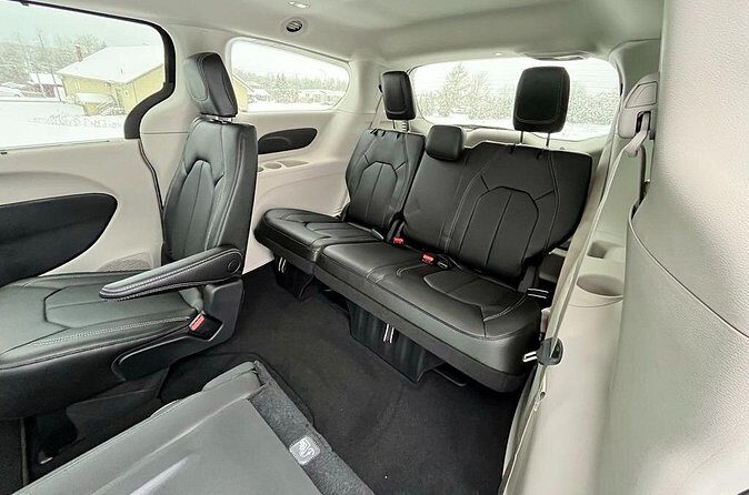 Québec Jean Lesage International Airport transfer to Club Med - Vehicle Choices and What They Mean for You