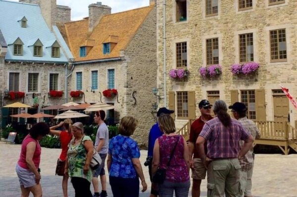 Quebec: Old Town Private Walking Tour With A Local Guide - Local Guide Expertise