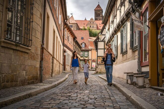 Quedlinburg: Guided City Walk - Highlights Tour - Selecting Participants and Date