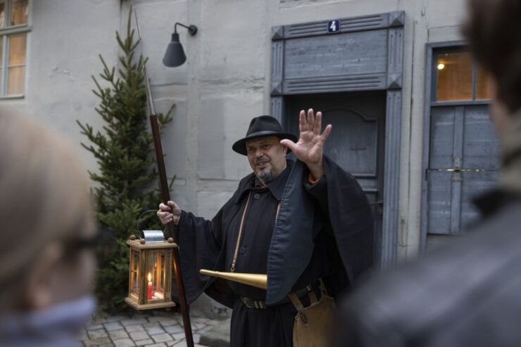 Quedlinburg: Historical Old Town Evening Walking Tour - Activity Details