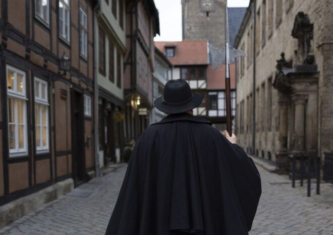 Quedlinburg: Historical Old Town Evening Walking Tour - Inclusions