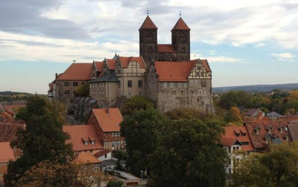 Quedlinburg Private Guided Walking Tour - Booking Process