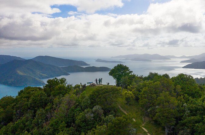 Queen Charlotte Track Self Guided Hike to Eatwells Lookout - FAQ