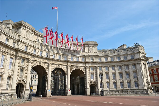 Queen Elizabeth II: Royal Life Walking Tour - Directions