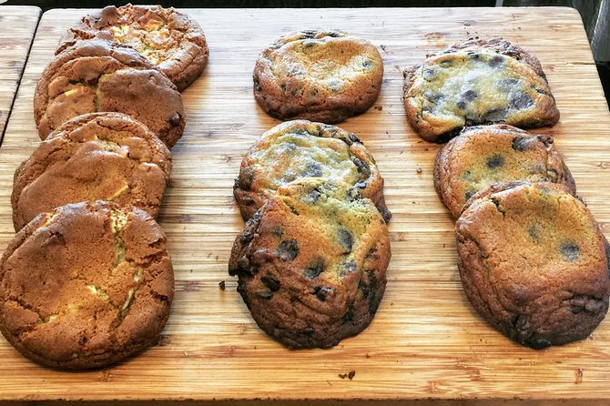 Queen West Food Crawl - Queen West: A Culinary Adventure
