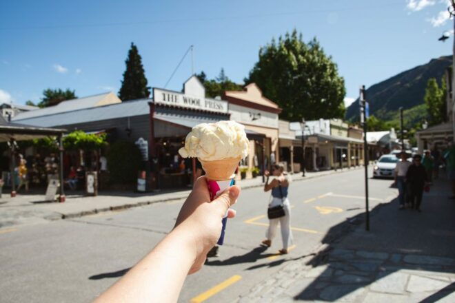 Queenstown: Arrowtown and Gibbston Half-Day Scenic Tour - Tour Itinerary