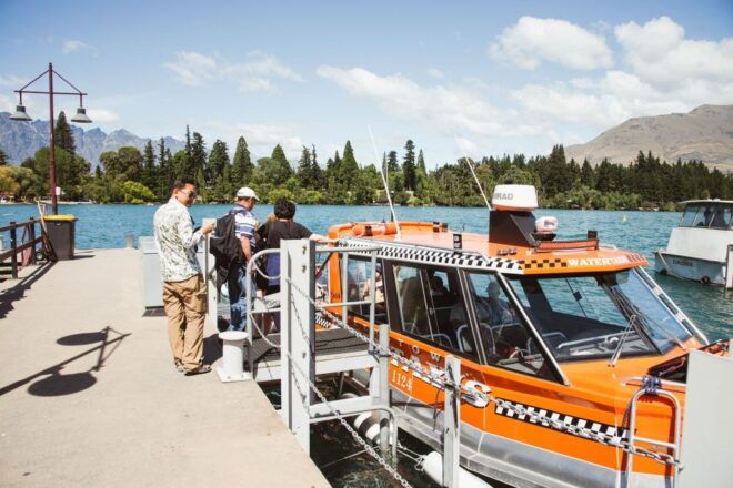 Queenstown: Arrowtown and Gibbston Half-Day Scenic Tour - Similar Activities