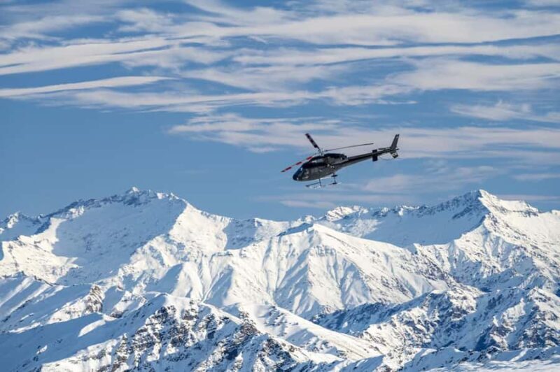 Queenstown Helicopter Flight with Snow Landing | 30 mins - An In-Depth Look at the Queenstown Helicopter Snow Landing Tour