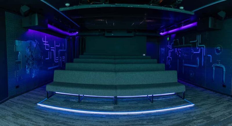 Queenstown: Hidden Underwater Theatre Experience - Underwater Viewing: Nature Close-Up