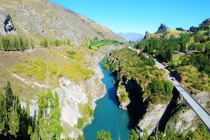 Queenstown Highlights Tour - Minimum Traveler Requirement