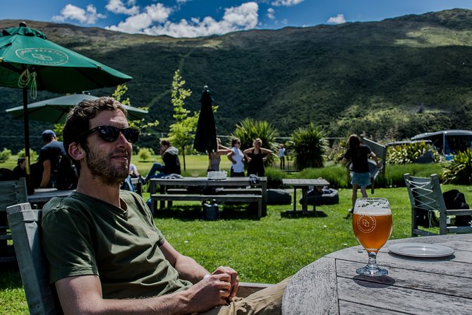 Queenstown Hop-on Hop-off Evening Beer Tour - Tour Details