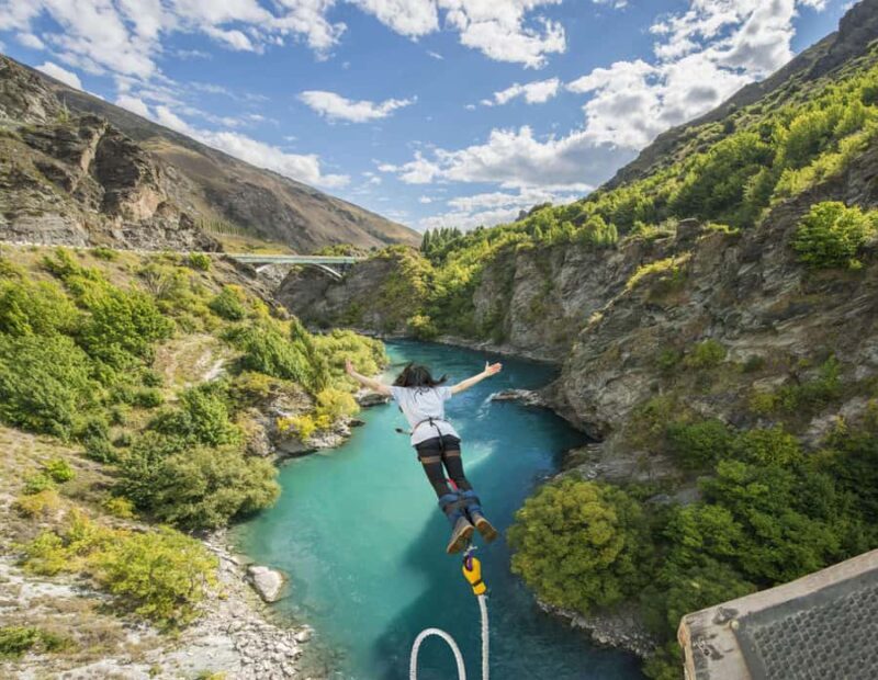 Queenstown: Kawarau Bridge Bungy - World's First Bungy! - Who Should Consider This Experience?