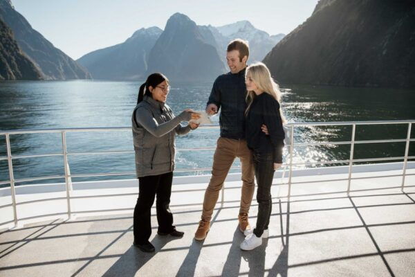 Queenstown: Milford Sound Coach & Cruise Full-Day Trip - What to Bring