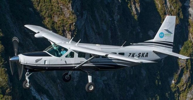 Queenstown: Milford Sound Scenic Flight and Nature Cruise - Highlights