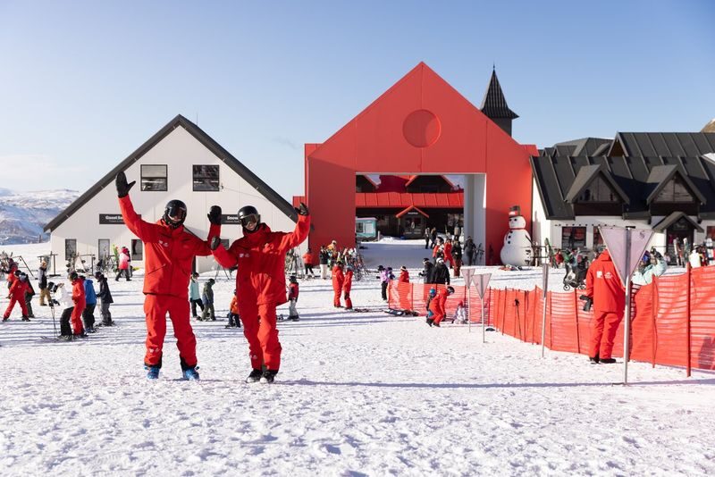 Queenstown Ski or Snowboard Beginners Packages at Cardrona - Cardrona First Timer package at a glance