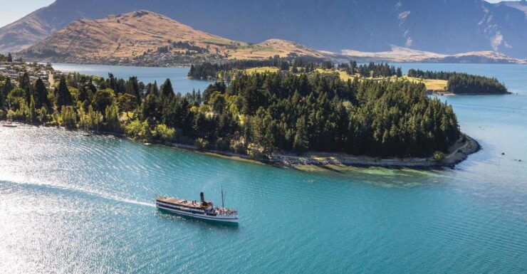 Queenstown: TSS Earnslaw Cruise of Lake Whakatipu - Experience on the TSS Earnslaw Cruise