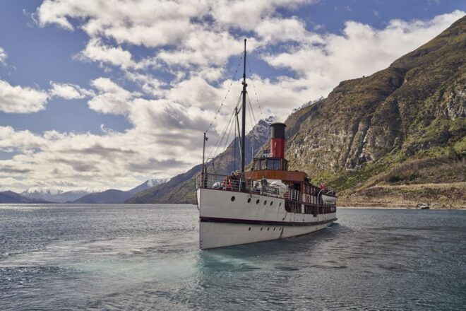 Queenstown: TSS Earnslaw Cruise of Lake Whakatipu - Customer Reviews