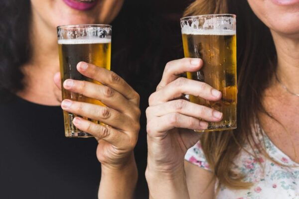 Queenstown: Twilight Wine and Craft Beer Tour - Guided Tour and Sightseeing in Queenstown