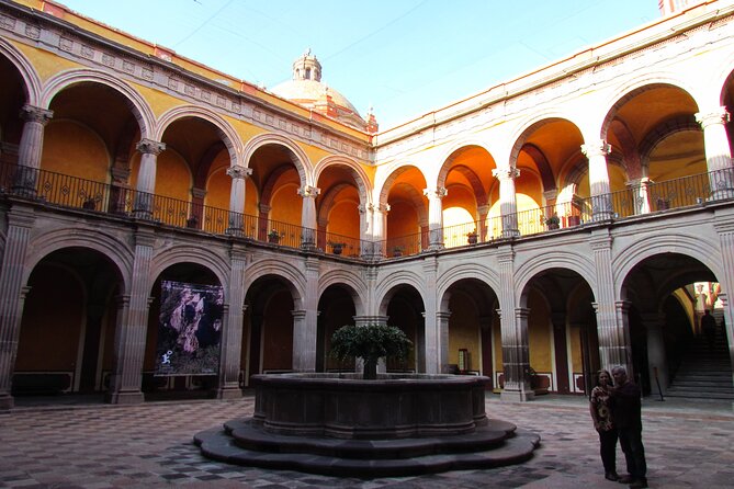 Queretaro: Colonial Architecture and History - Jardin Zenea: A Picturesque Plaza