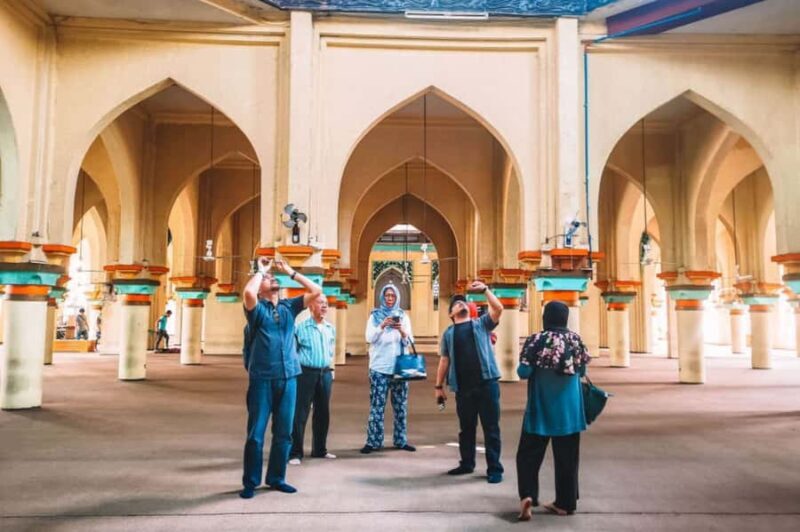 Quiapo Cultural Immersion Muslim Town Tour with Halal Lunch - Who Would Love This Tour?  