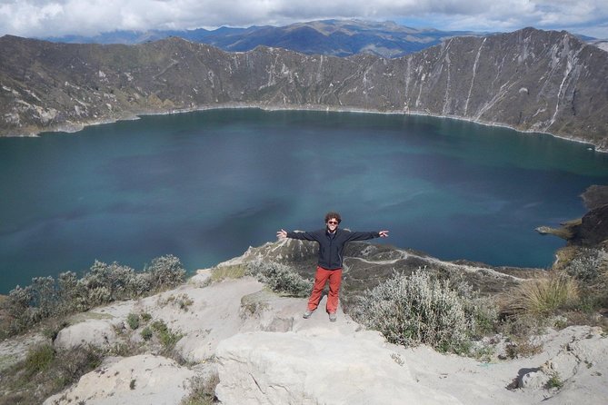 Quilotoa Lagoon | Cotopaxi Volcano | Tours | Trekking | Ecuador - The Sum Up