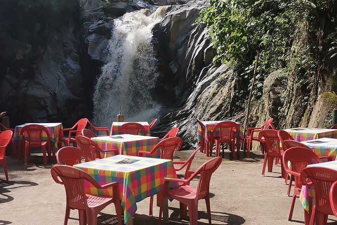 Quimixto & Los Arcos Adventure Tour - Hike in Quimixto