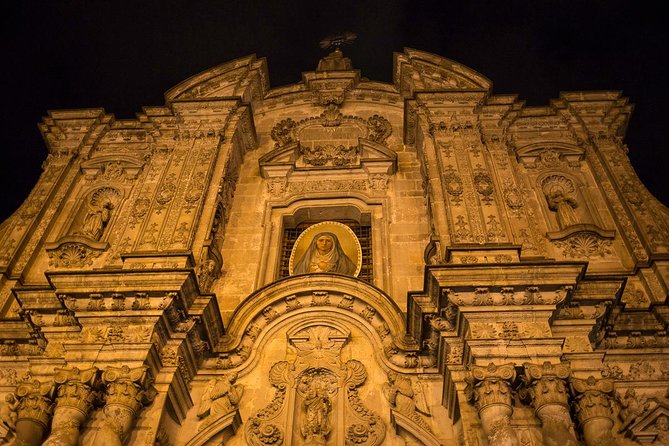 Quito Evening Trolley Tour With Dinner Option - Tour Overview