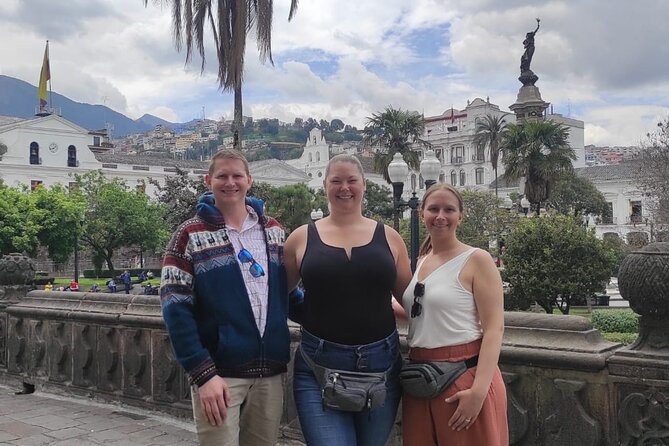 Quitos Heritage & Volcano View Private Tour - Itinerary Highlights