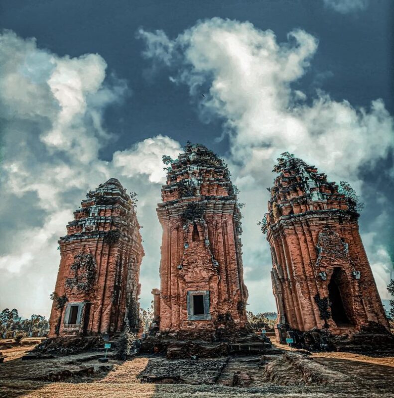 Quy Nhon Champa Culture Excursion Half-Day Private Tour - Climbing to Banh It