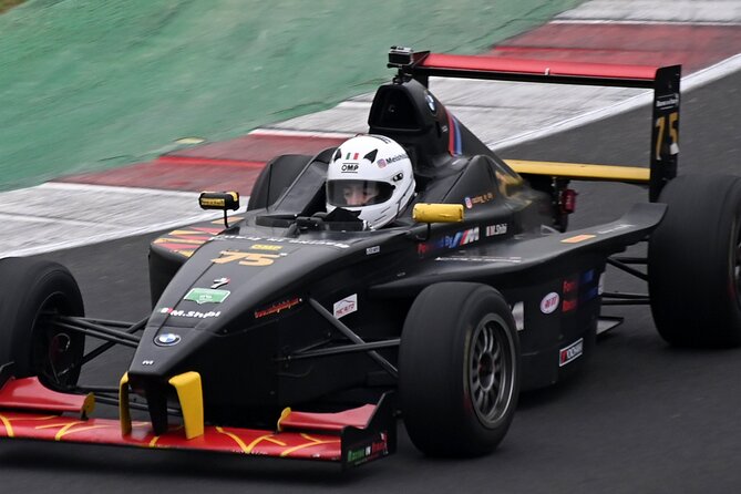 Racing Experience-Formula Racing Course and Laps on Ferrari Near Milan - Reviews and Feedback