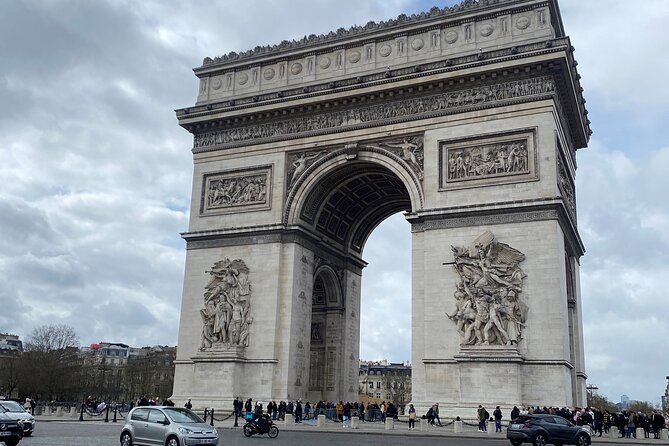 Raconteur Paris Walking Tour: Discover the City of Love - Information