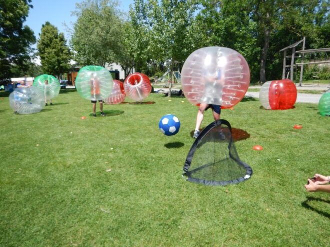 Radolfzell: Bubble Soccer Loopyball Am See - Equipment Provided
