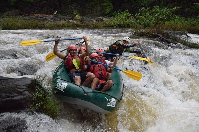 Rafting Class III and IV in Tenorio RIVer From Playa Hermosa - Rafting Experience