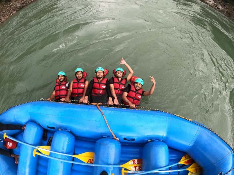 Rafting in Rishikesh - 16 Km(Beginner Level) - The Experience from a Traveler’s Perspective