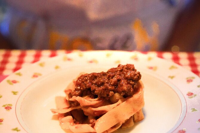 Ragù and Pasta Fresca Home Cooking Class in Bologna - Authentic Bolognese Family Atmosphere