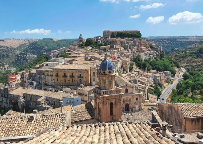 Ragusa Guided Walking Tour - Tour Description