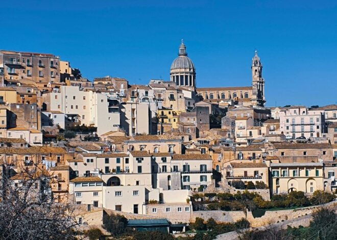 Ragusa Guided Walking Tour - Experience Details