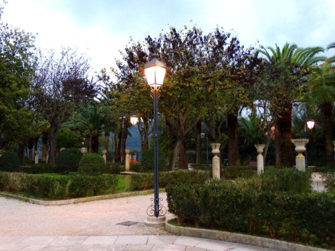 Ragusa Ibla: Walking Tour With Local Guide - About the Tour